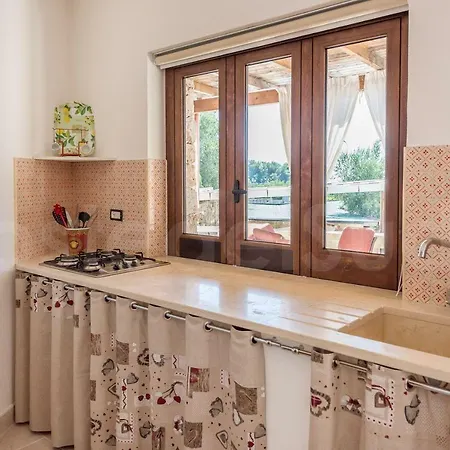 Galatea Apartment *